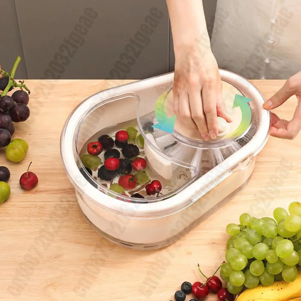 Salad Spinner — Wash, Drain & Dry in One Step